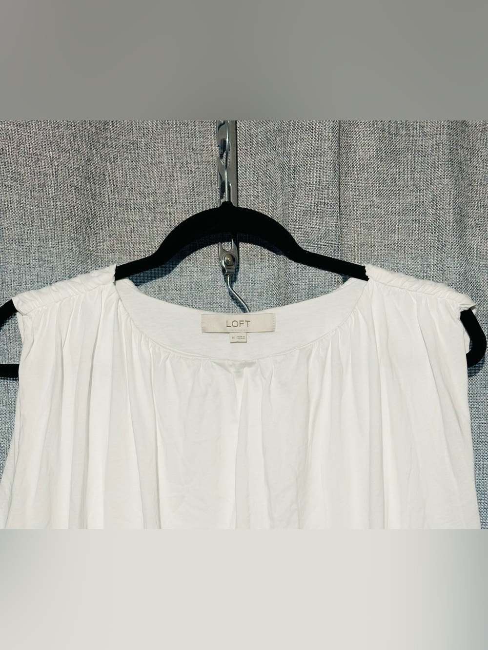 LOFT 100% Cotton White Sleeveless Bubble-Hem Boho Minimalist Blouse, Size Medium - Picture 3 of 8